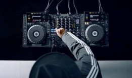 500sr最新爆料座高多少,座高揭秘，骑行新高度！”